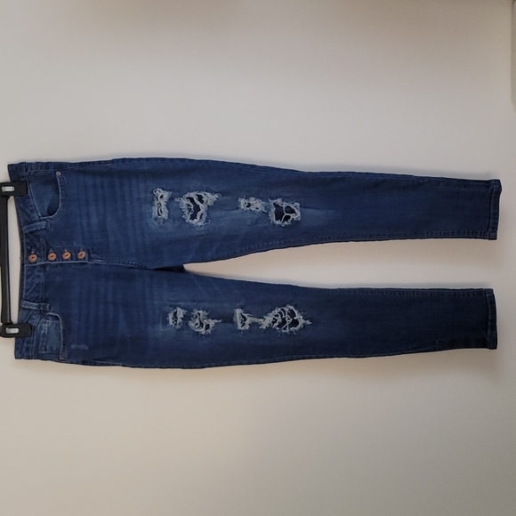 No Boundaries Mid Rise Distressed Skinny Crop Blue Jeans 13 Juniors - Picture 2 of 10